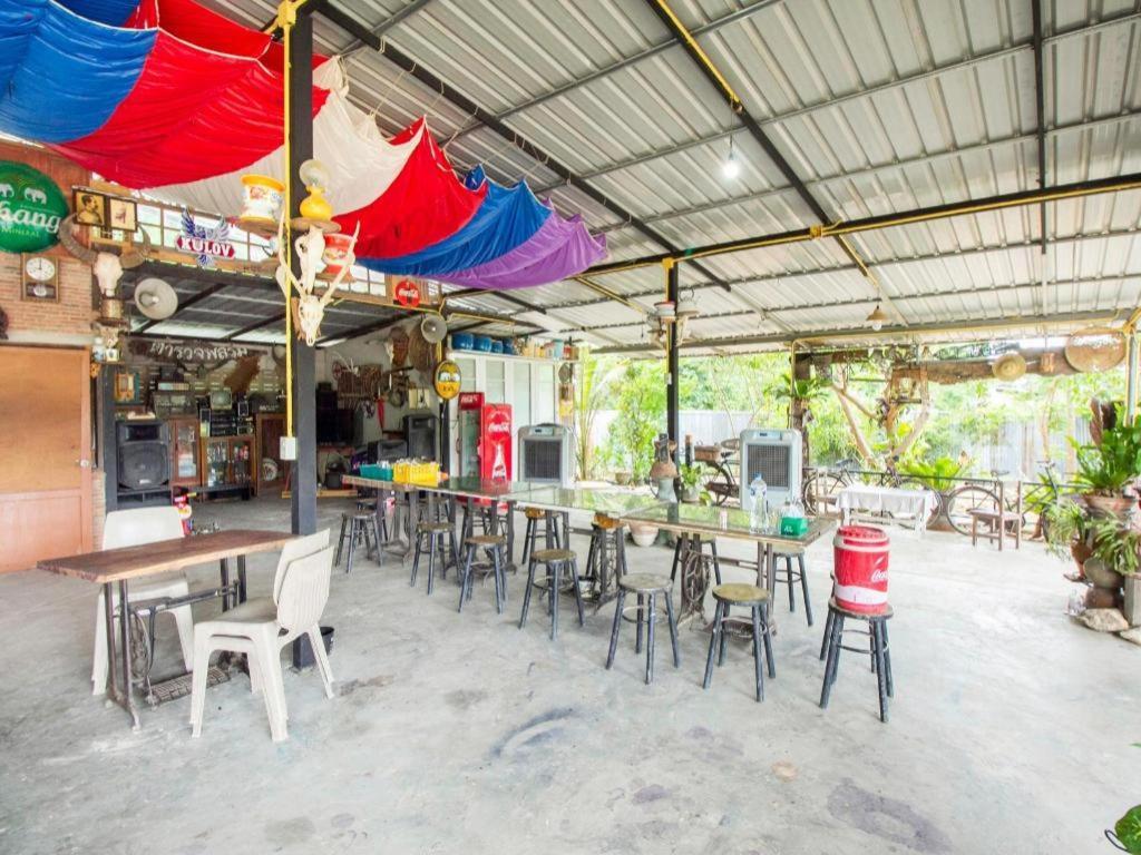 Oyo 999 Baan Pak Rom Ruen Hotel HHQ Exterior foto